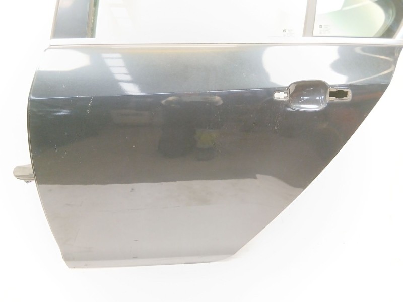 Recambio de puerta trasera izquierda para opel insignia berlina edition referencia OEM IAM   