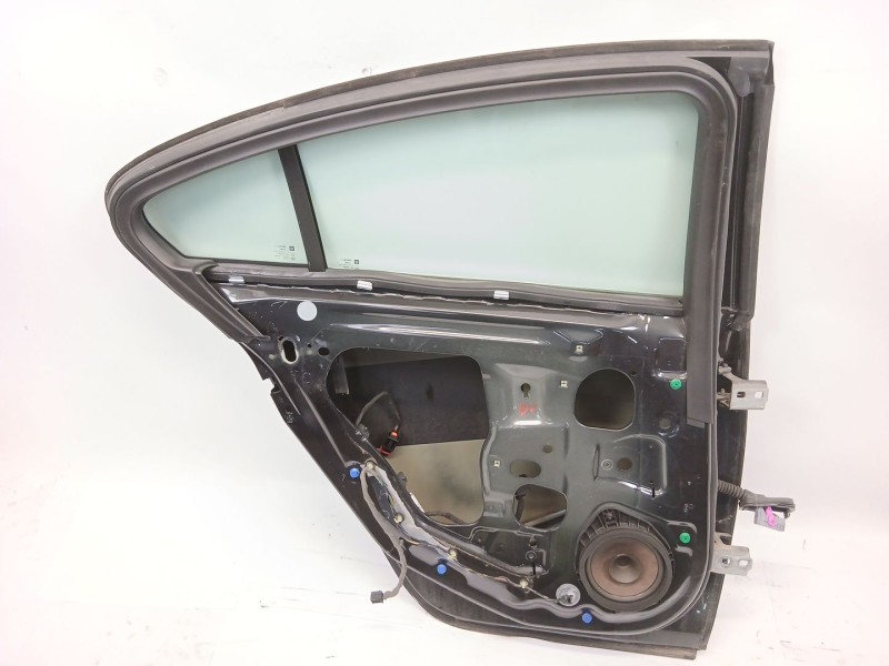 Recambio de puerta trasera izquierda para opel insignia berlina edition referencia OEM IAM   