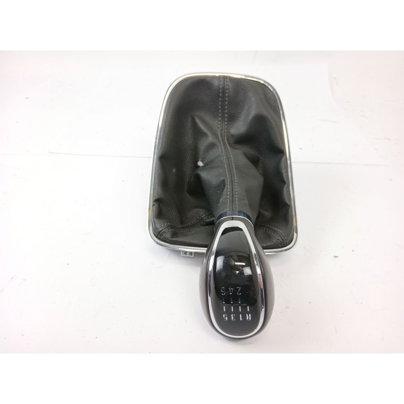 Recambio de pomo palanca cambio para opel insignia berlina edition referencia OEM IAM 9226201300  