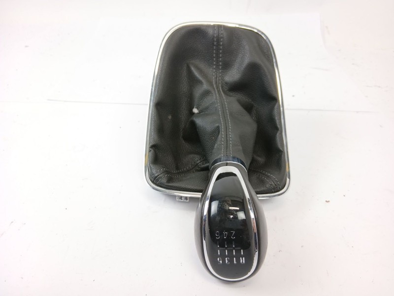 Recambio de pomo palanca cambio para opel insignia berlina edition referencia OEM IAM 9226201300  