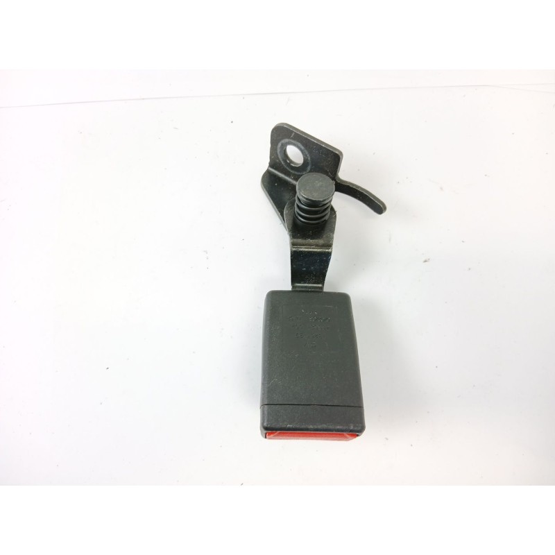 Recambio de enganche cinturon seguridad trasero izquierdo para opel insignia berlina edition referencia OEM IAM 13267139  