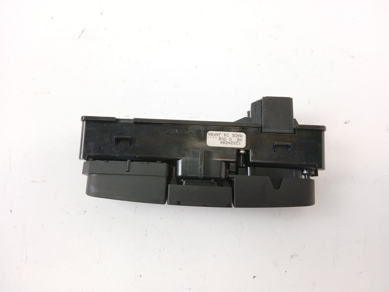 Recambio de warning para opel insignia berlina edition referencia OEM IAM 13324594  