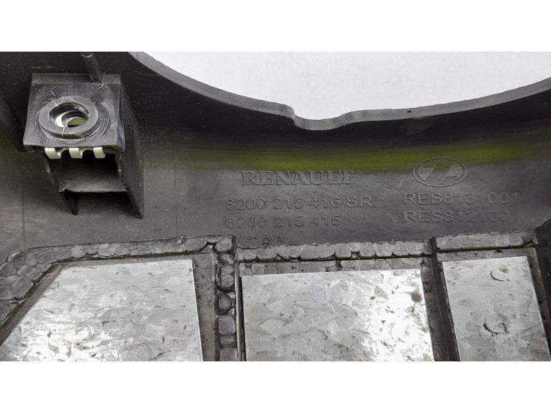 Recambio de molduras delanteras para nissan kubistar (x76) 1.5 dci referencia OEM IAM 8200215416SR 8200215415 