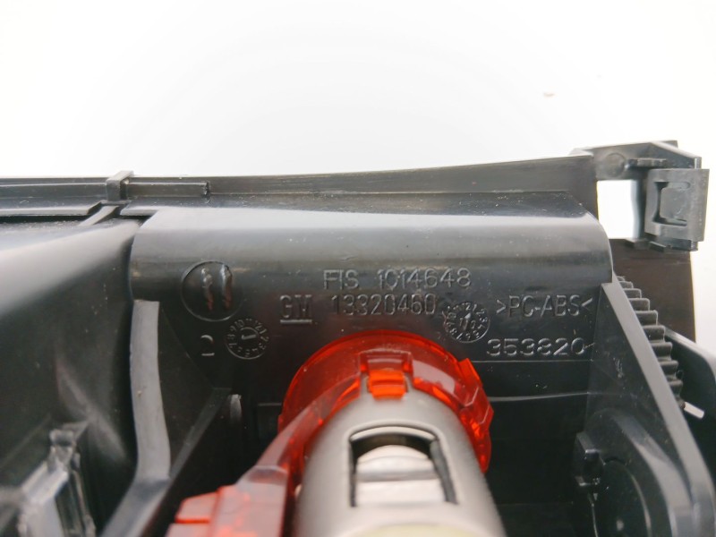 Recambio de cenicero para opel insignia berlina edition referencia OEM IAM 13320460  