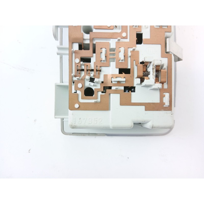 Recambio de luz interior para opel insignia berlina edition referencia OEM IAM 167352  