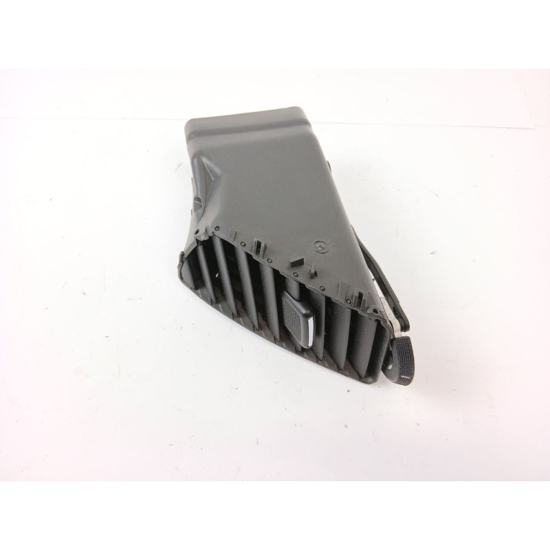 Recambio de rejilla aireadora para opel insignia berlina edition referencia OEM IAM 13282237  
