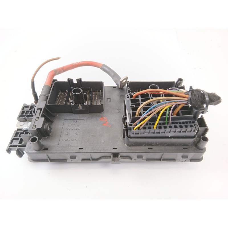 Recambio de caja reles / fusibles para opel insignia berlina edition referencia OEM IAM 13255300  