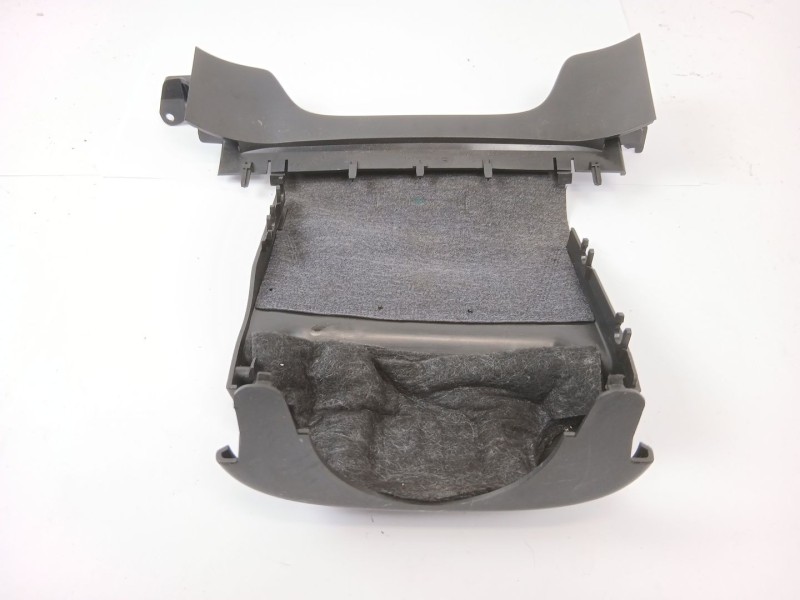 Recambio de moldura para opel insignia berlina edition referencia OEM IAM 13306254  