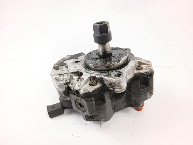 Recambio de bomba inyeccion para ford mondeo ii sedán (bfp) 1.8 td referencia OEM IAM 0445010045  
