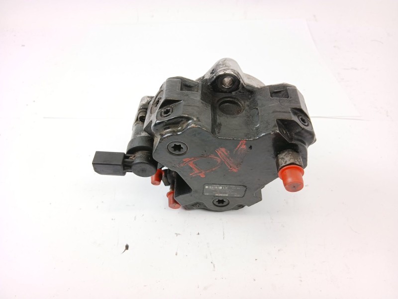Recambio de bomba inyeccion para ford mondeo ii sedán (bfp) 1.8 td referencia OEM IAM 0445010045  