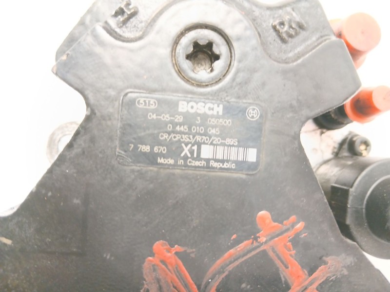 Recambio de bomba inyeccion para ford mondeo ii sedán (bfp) 1.8 td referencia OEM IAM 0445010045  