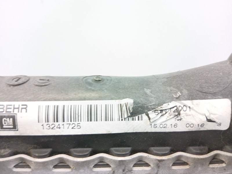 Recambio de radiador agua para opel insignia berlina edition referencia OEM IAM 13241725  