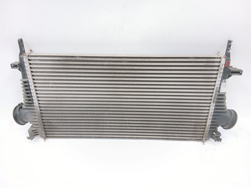 Recambio de intercooler para opel insignia berlina edition referencia OEM IAM 13241751  