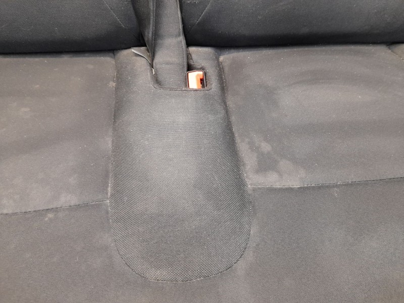 Recambio de asientos tercera fila para nissan nv300 kombi (x82) 1.6 dci 125 referencia OEM IAM   
