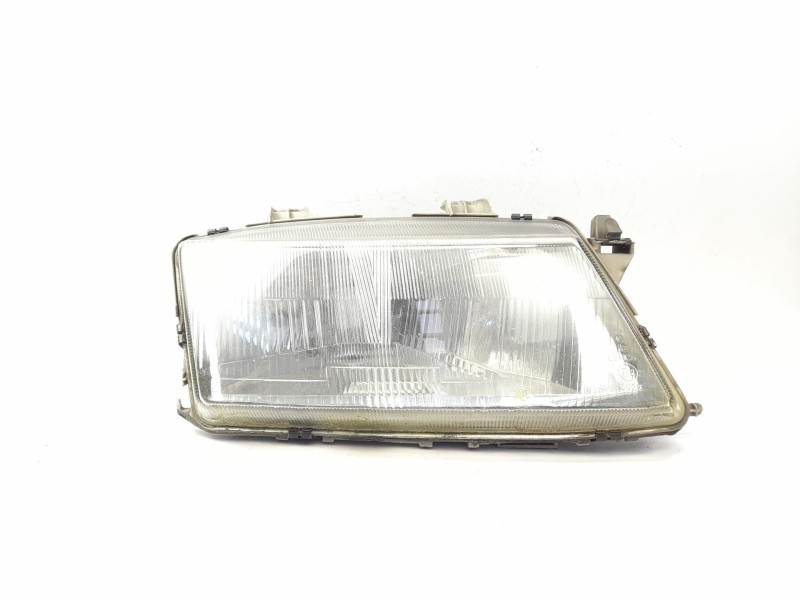 Recambio de faro derecho para saab 9-3 (ys3d) 2.2 tid referencia OEM IAM 5141684  
