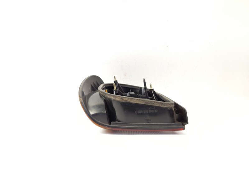 Recambio de piloto trasero derecho para volkswagen polo berlina (6n1) 64 1.9 d referencia OEM IAM 6N0945098B  