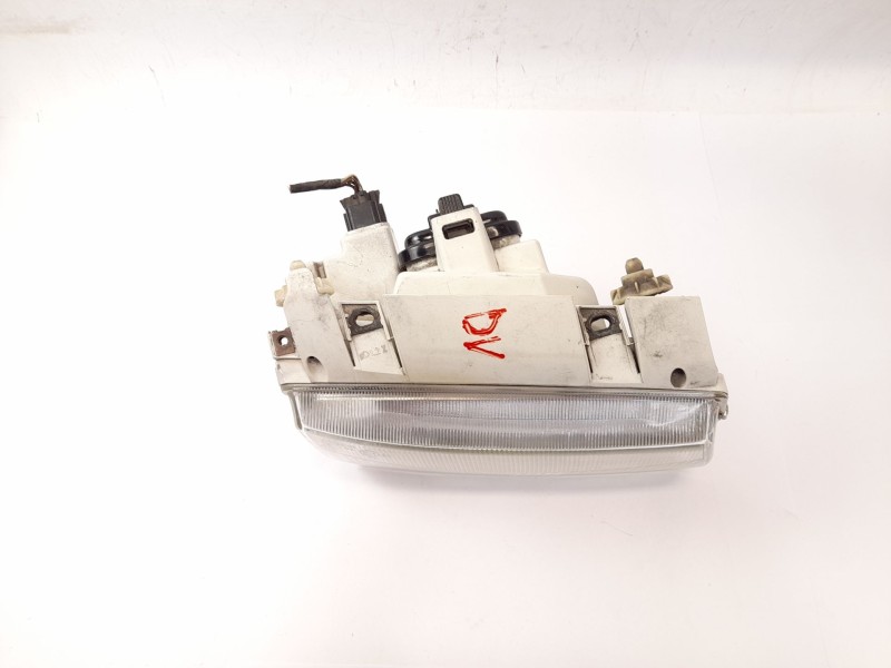 Recambio de faro derecho para volkswagen polo berlina (6n1) 64 1.9 d referencia OEM IAM 96249600  