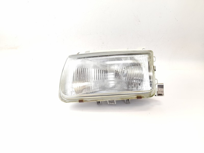 Recambio de faro izquierdo para volkswagen polo berlina (6n1) 64 1.9 d referencia OEM IAM 084411123  
