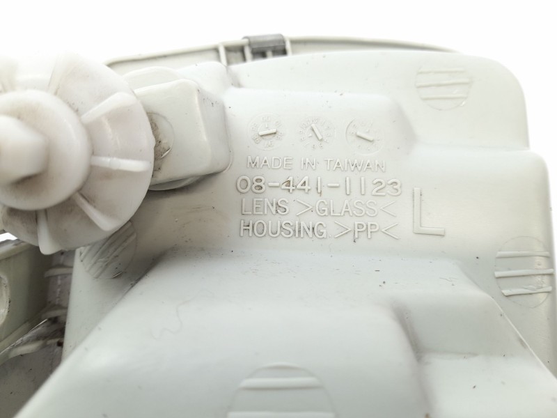 Recambio de faro izquierdo para volkswagen polo berlina (6n1) 64 1.9 d referencia OEM IAM 084411123  