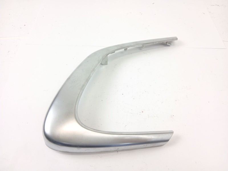 Recambio de moldura para opel insignia berlina edition referencia OEM IAM 13222208  