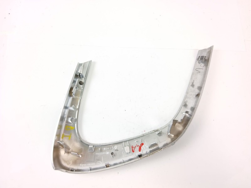 Recambio de moldura para opel insignia berlina edition referencia OEM IAM 13222208  