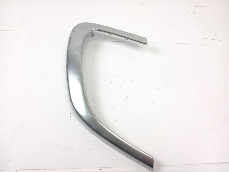 Recambio de moldura para opel insignia berlina edition referencia OEM IAM 13222211  