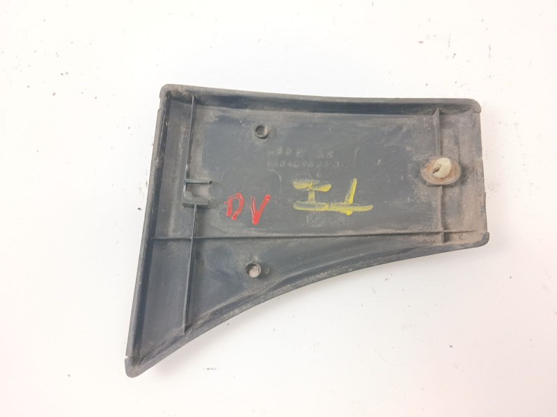 Recambio de moldura para citroën jumper i autobús (244, z_) 2.0 hdi referencia OEM IAM 1304016070  