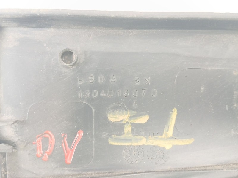 Recambio de moldura para citroën jumper i autobús (244, z_) 2.0 hdi referencia OEM IAM 1304016070  