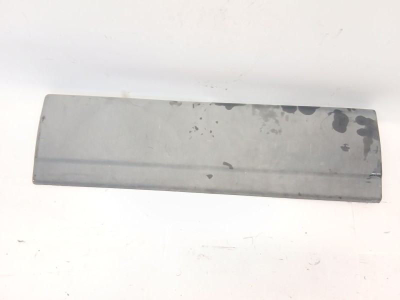 Recambio de moldura para citroën jumper i autobús (244, z_) 2.0 hdi referencia OEM IAM 1304344070  