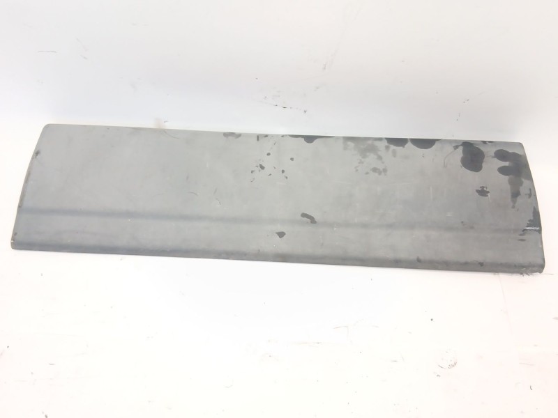 Recambio de moldura para citroën jumper i autobús (244, z_) 2.0 hdi referencia OEM IAM 1304344070  