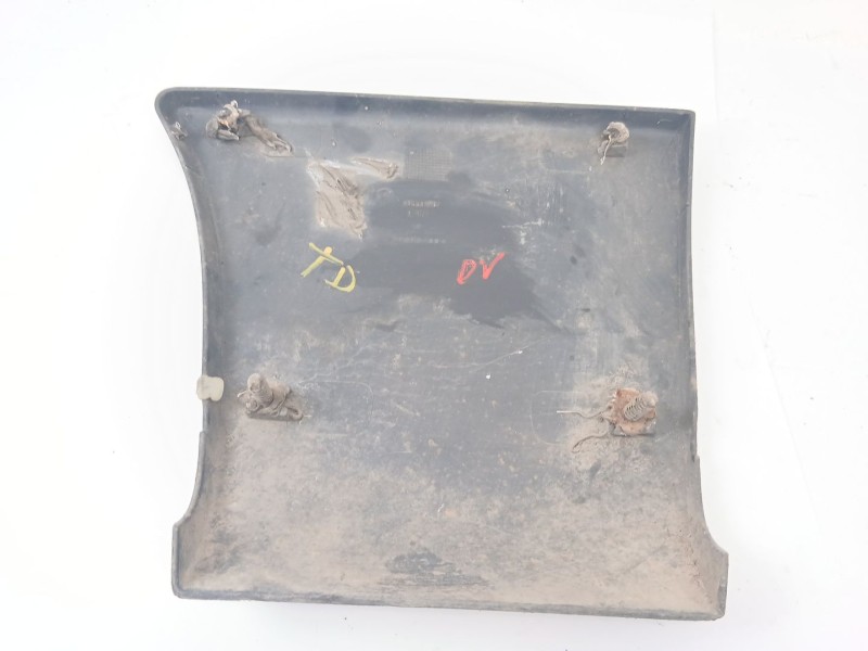 Recambio de moldura para citroën jumper i autobús (244, z_) 2.0 hdi referencia OEM IAM 1304017070  