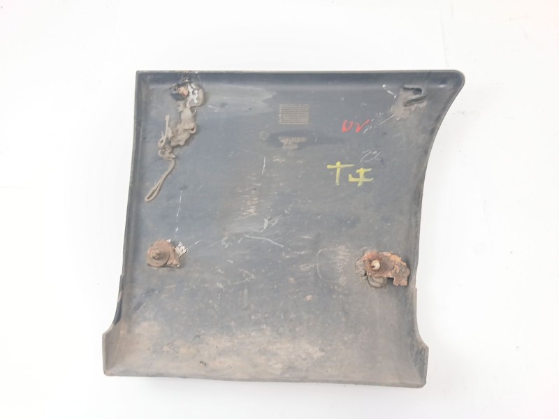Recambio de moldura para citroën jumper i autobús (244, z_) 2.0 hdi referencia OEM IAM 1304018070  