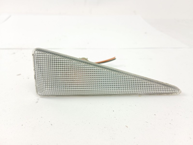 Recambio de piloto lateral izquierdo para renault megane ii sedán (lm0/1_) 1.9 dci (lm0g, lm1g, lm2c) referencia OEM IAM 0215100