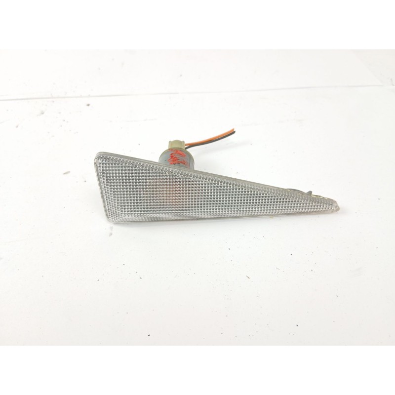 Recambio de piloto lateral izquierdo para renault megane ii sedán (lm0/1_) 1.9 dci (lm0g, lm1g, lm2c) referencia OEM IAM 0215100