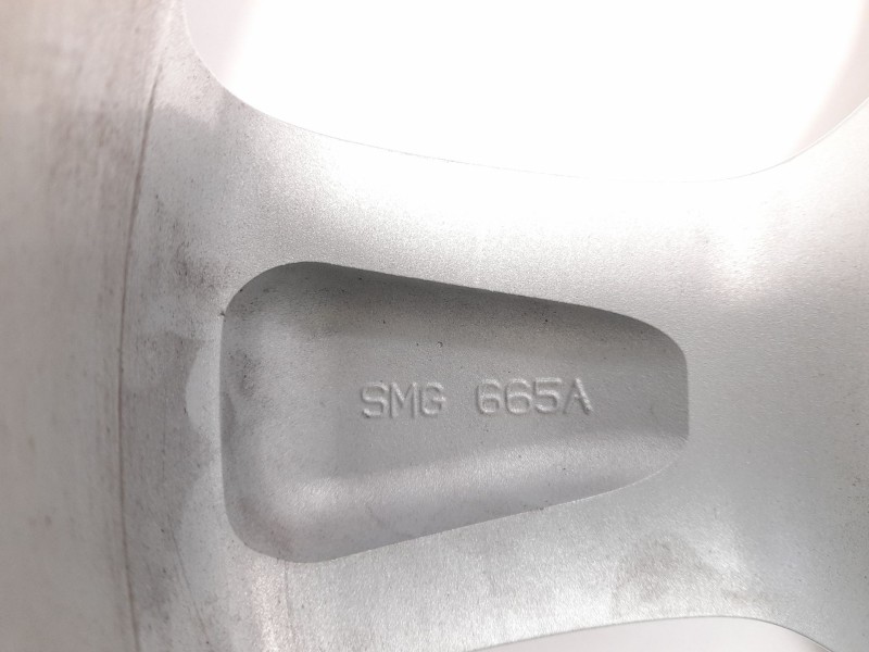Recambio de llanta para  referencia OEM IAM SMG665A  