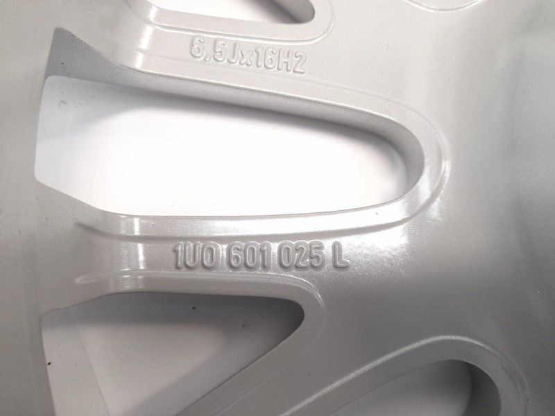 Recambio de llanta para  referencia OEM IAM 1U0601025L  