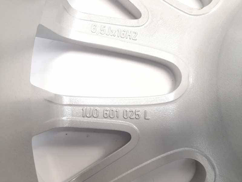 Recambio de llanta para  referencia OEM IAM 1U0601025L  