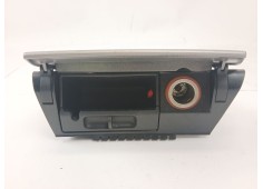 Recambio de cenicero para ford focus ii (da_, hcp, dp) 1.8 tdci referencia OEM IAM 18820015  