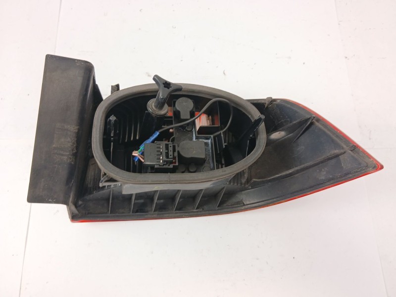 Recambio de piloto trasero izquierdo para renault laguna ii (bg0) authentique referencia OEM IAM   