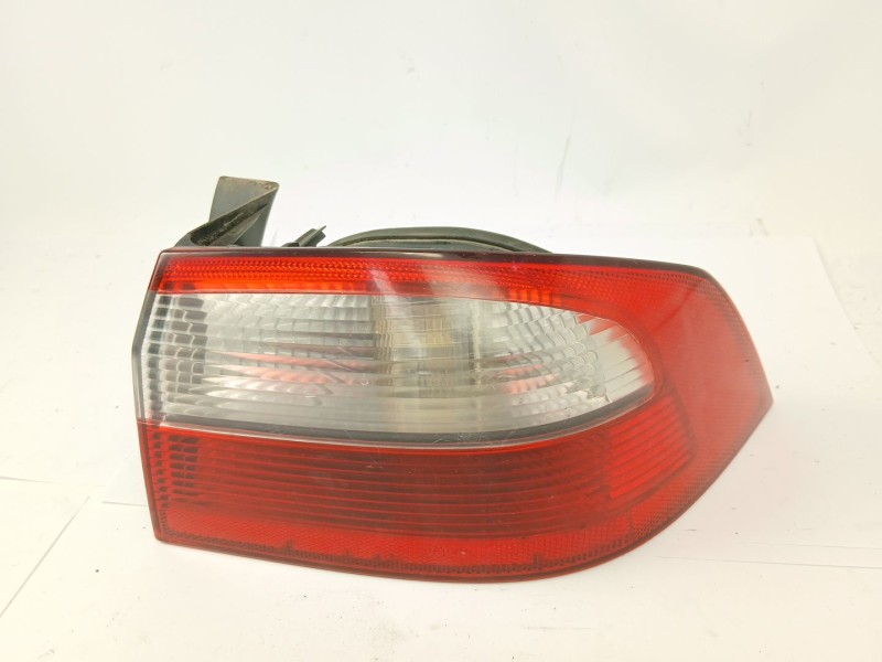 Recambio de piloto trasero derecho para renault laguna ii (bg0) authentique referencia OEM IAM 8200002474  