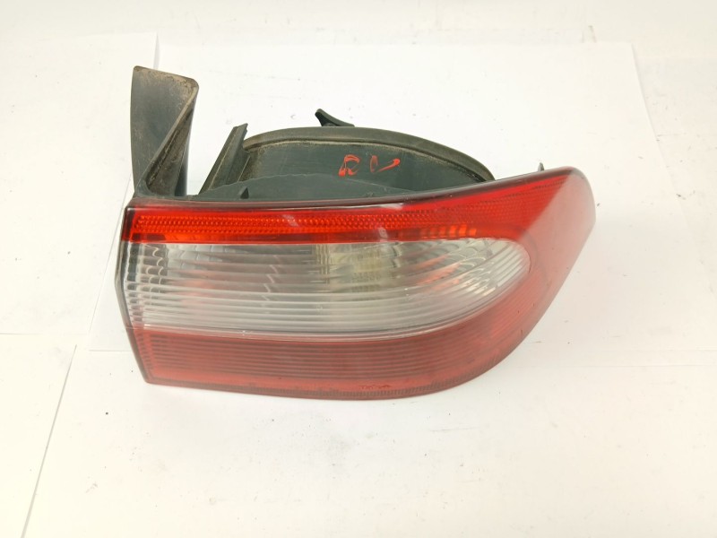 Recambio de piloto trasero derecho para renault laguna ii (bg0) authentique referencia OEM IAM 8200002474  