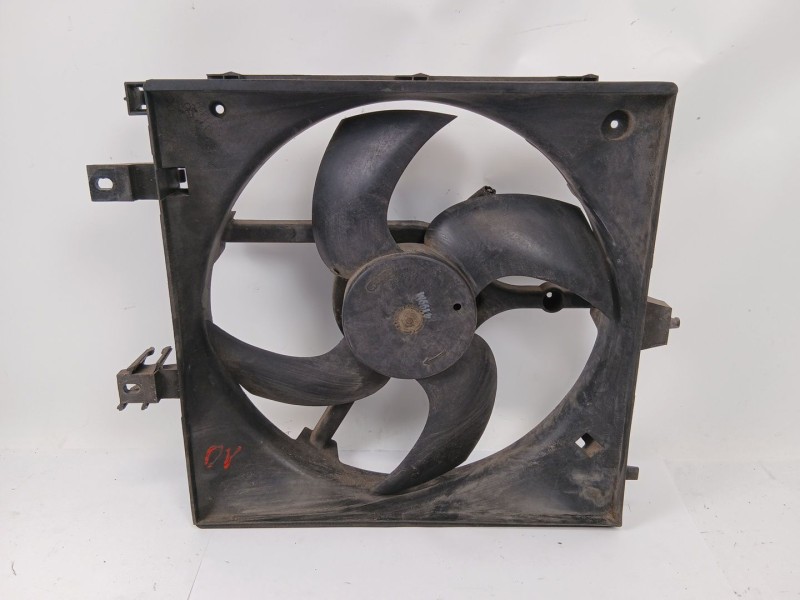Recambio de electroventilador para nissan primera berlina (p11) 1.8 16v cat referencia OEM IAM 8240196  