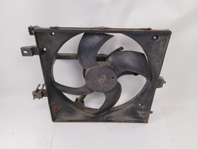 Recambio de electroventilador para nissan primera berlina (p11) 1.8 16v cat referencia OEM IAM 8240196  