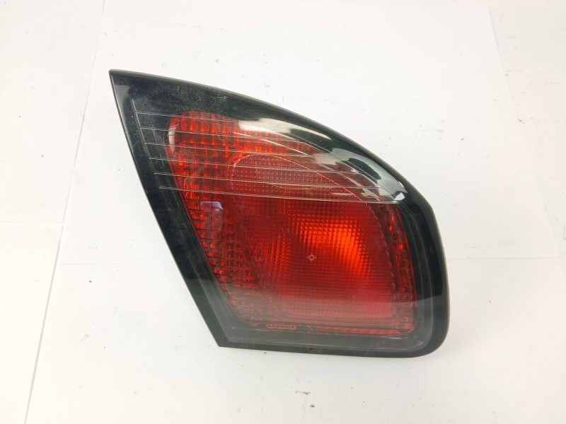 Recambio de piloto trasero izquierdo para nissan primera berlina (p11) 1.8 16v cat referencia OEM IAM 89020318  
