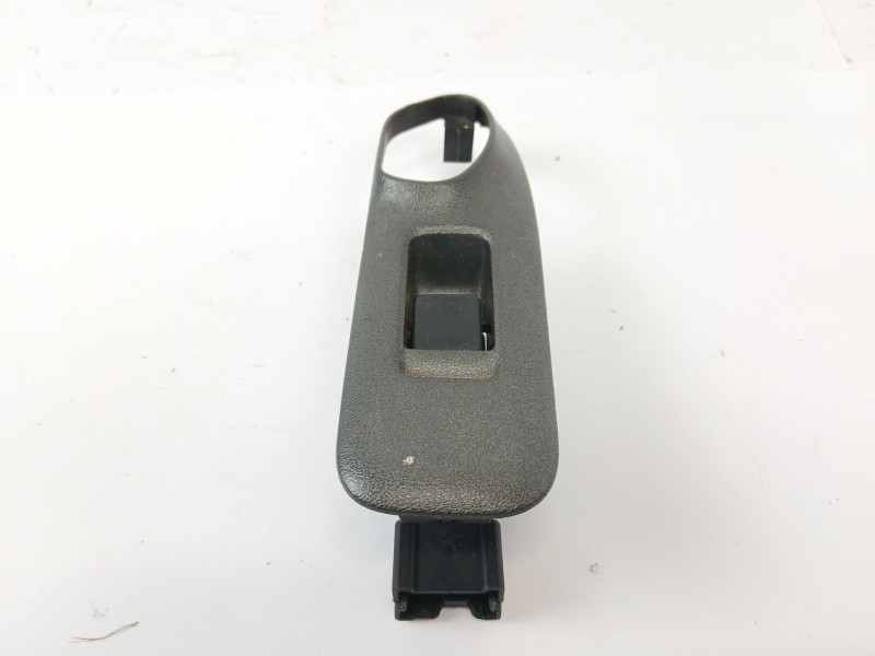Recambio de mando elevalunas delantero derecho para nissan primera berlina (p11) 1.8 16v cat referencia OEM IAM   