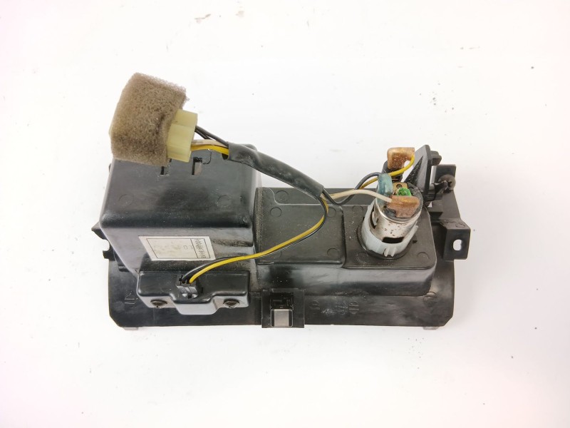 Recambio de cenicero para ssangyong musso 2.9 tdi grand lux referencia OEM IAM 7794105401  