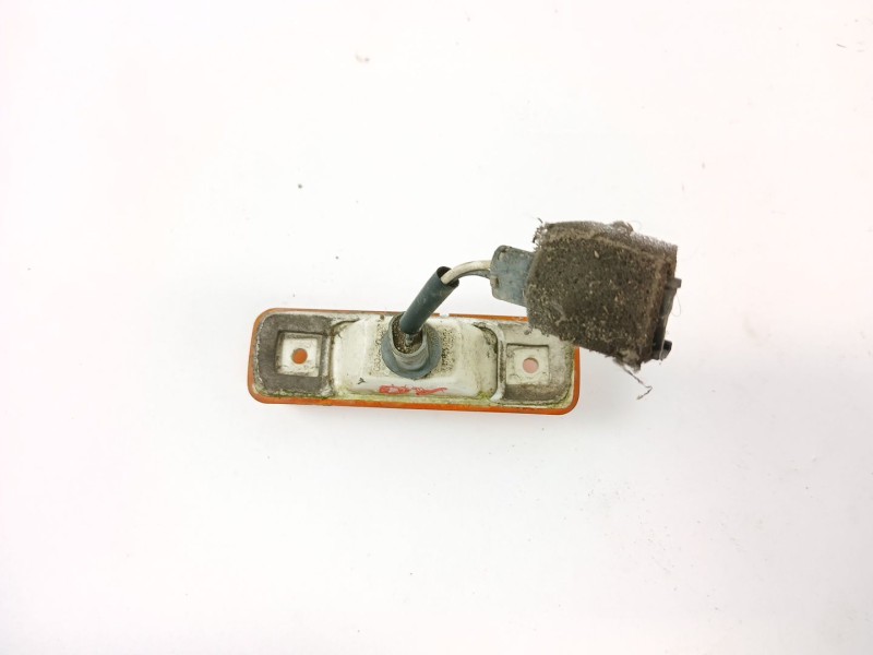Recambio de piloto lateral derecho para ssangyong musso 2.9 tdi grand lux referencia OEM IAM 8340205200  