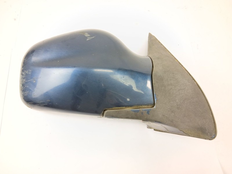 Recambio de retrovisor derecho para ssangyong musso 2.9 tdi grand lux referencia OEM IAM 015003  