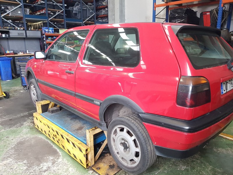 volkswagen golf del año 1993