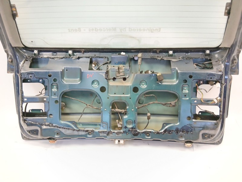 Recambio de porton trasero para ssangyong musso 2.9 tdi grand lux referencia OEM IAM   